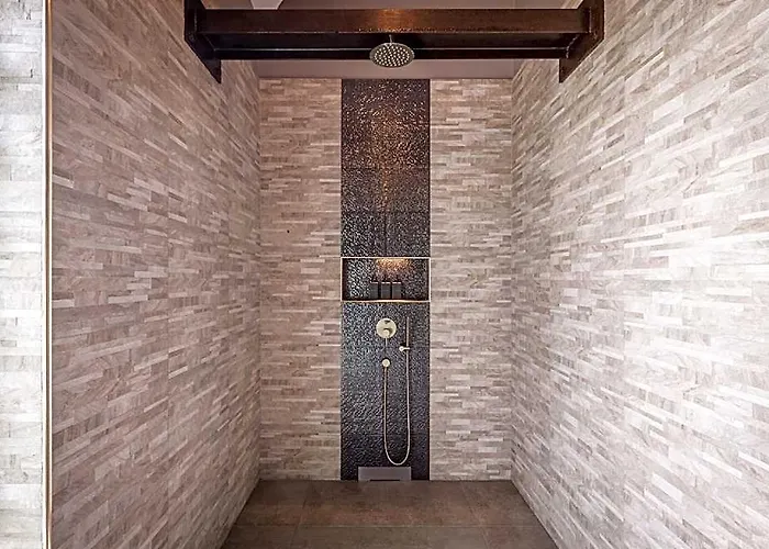 Serene Garden - Luxury Serviced Pool 酒店 暹粒