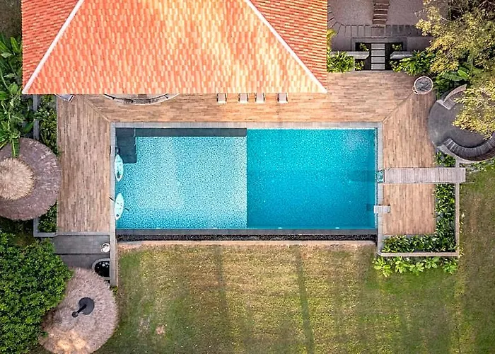 Serene Garden - Luxury Serviced Pool 酒店 暹粒